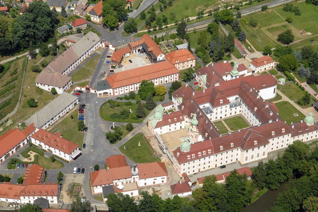 Gaestehaeuser St. Marienthal Exterior foto
